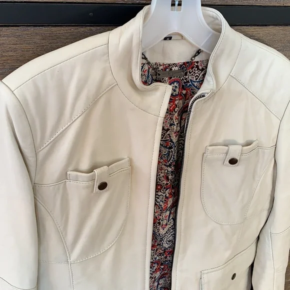 Wilson’s Leather cream motorcycle jacket. - Picture 2 of 7